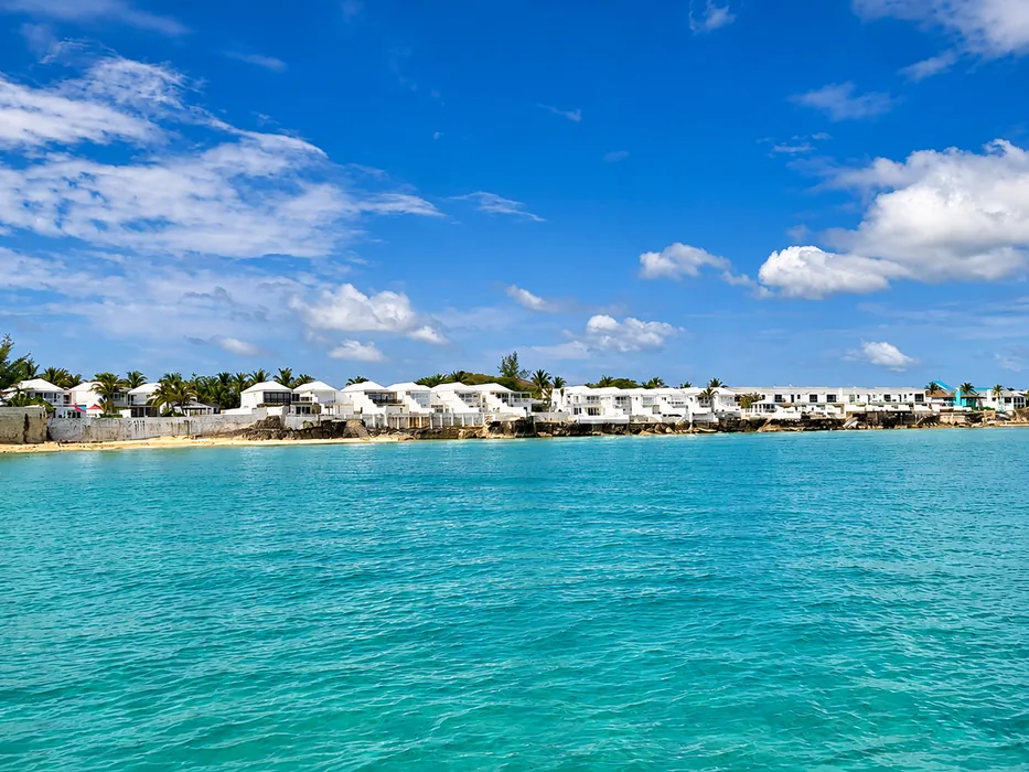 Cable Beach beachfront homes and development lots Nassau Bahamas